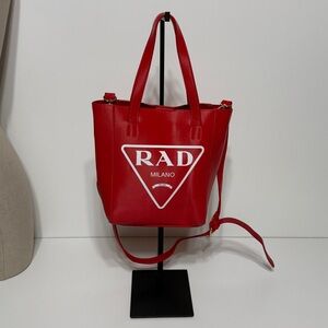 LA Trading Company in RAD Bucket Tote in Red